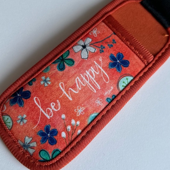 Lip Balm Holder Keychain 🧡 - Picture 4 of 5